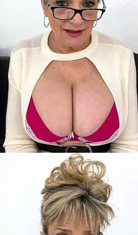 Big boobs milf masturbates with her dildo