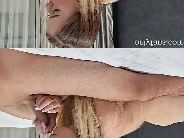 My gf's parents weren't home so we filmed a sex tape on their daybed
