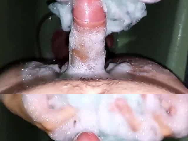 Kinky Shower Sex With a Teen Amateur