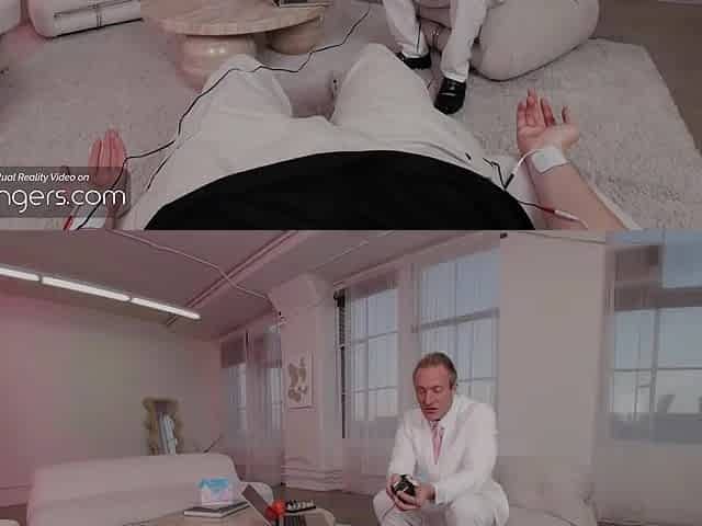 VR Bangers: 2 Flawless Women Lick, Suck And Bang In The FFM 3some Of Your Fantasies