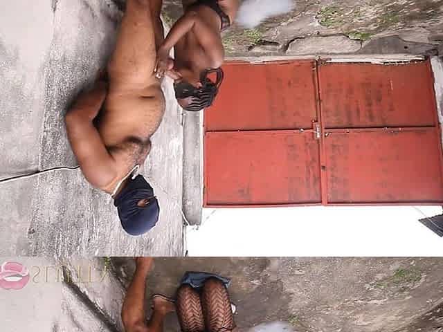 Outdoor oral job in Africa - Part