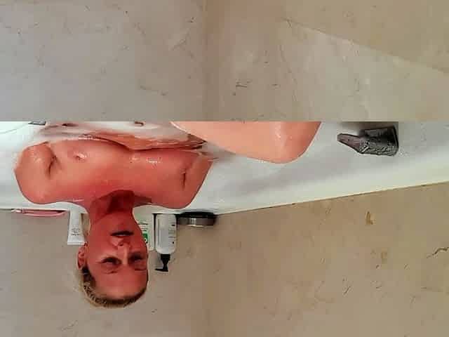 Blonde emo amateur solo masturbation