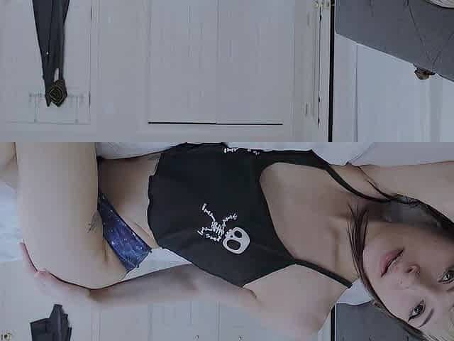 POV: your emo girlfriend wakes u up to get screwed