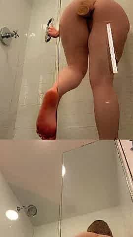 Princessiggy - Whenever I Get Lonely, My Shower Door Keeps