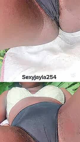 Sexyjayla254 black t-girl wanking large wang outside