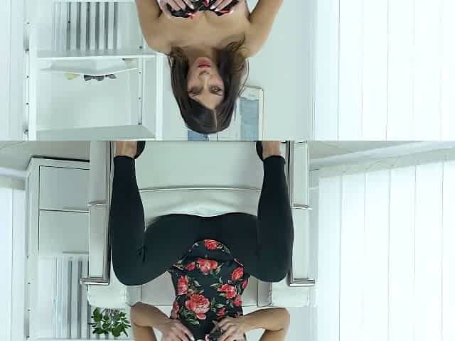Full-bosomed Milf Brings Herself To A Powerful Orgasm - Evans Rachel And Rachel Evans