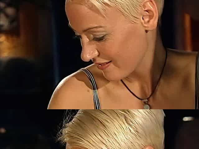 Cute Blonde Mouse with Short Hair Hairstyle