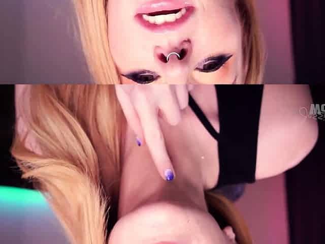 Close up with teen blonde sex doll rubbing her cunt