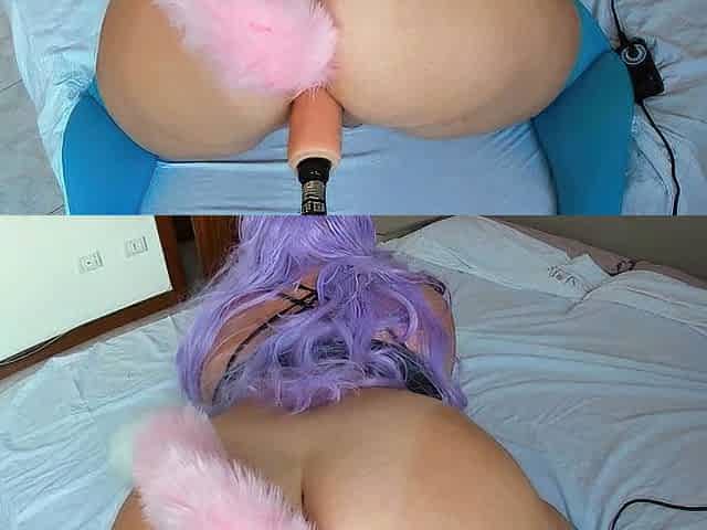 Bubble butt amateur goes solo with a toy in the powder room