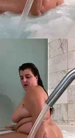 Love Chat Big Boobs Brunette Masturbating For Cam