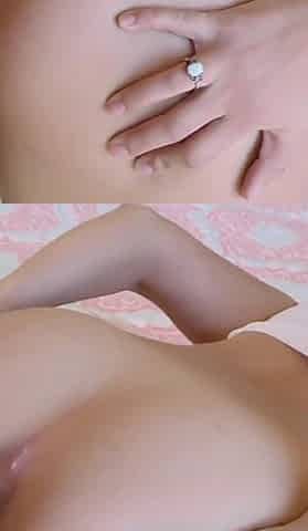 Indica Monroe Offers Stepdad Her Wet Furry Box