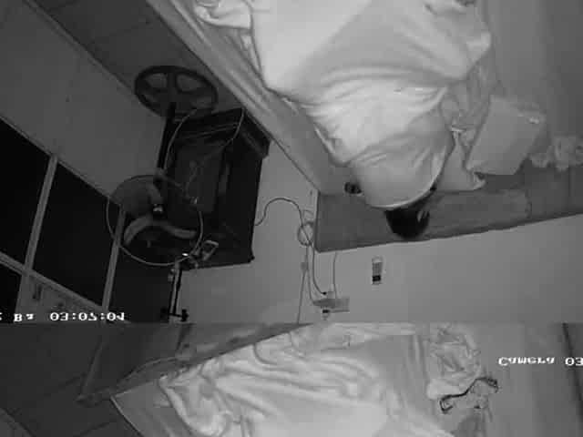 Horny fat arab housewife fingered on amateur hidden cam