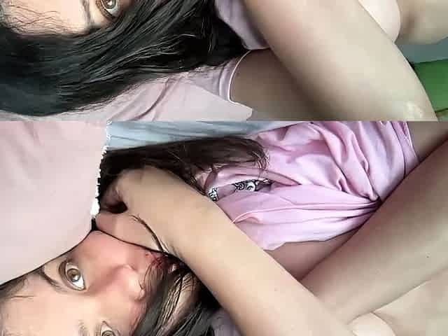 Hot amateur webcam teen masturbates for their fans