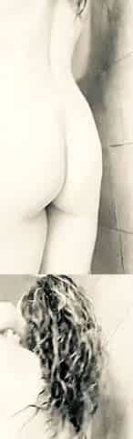 Amateur brunette double toying on webcam