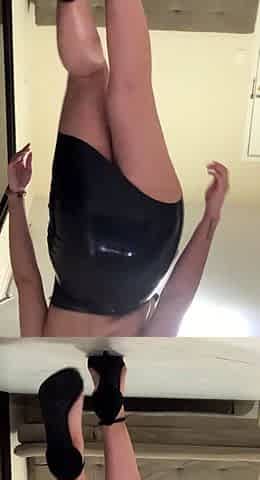 Brunette Solo Webcam Masturbation