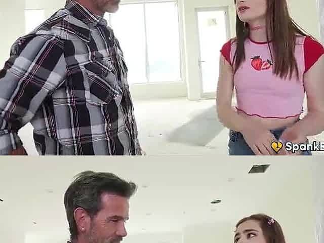 SPANKBANG GOLD - Tiny Stepbrat Bangs MASSIVE Cocked Contractor