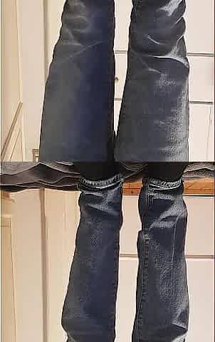 Pissing my jeans and putting on a diaper after