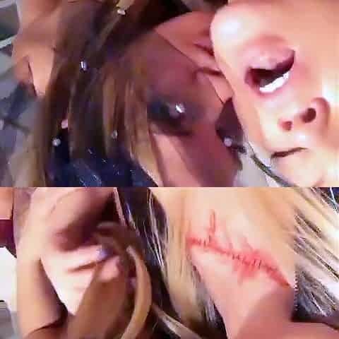 Amateur blonde babe masturbates on cam