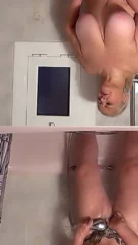 Hot Stepmom Enjoys in the Shower