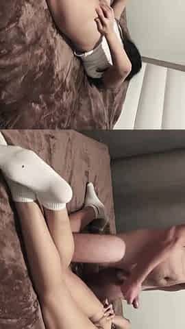 cumming on my large booty girlfriend