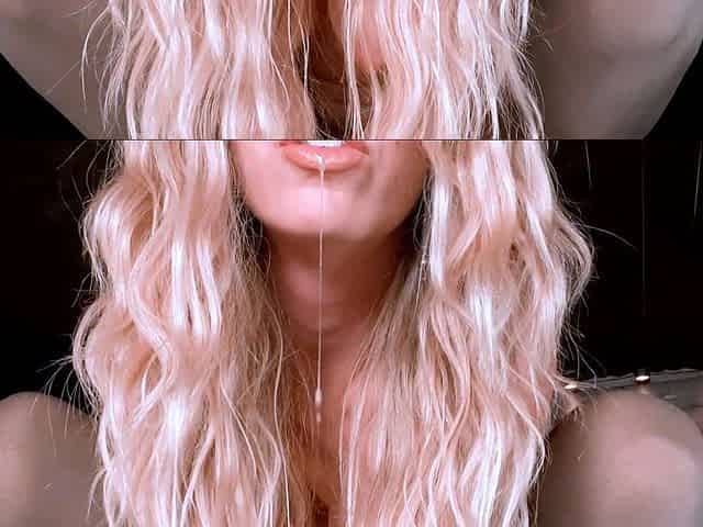 Blonde Muse Teasing Her Hidden Garden