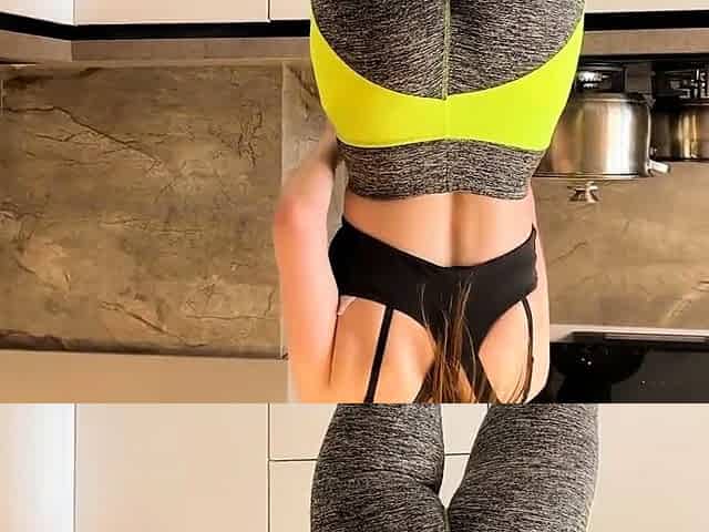Busty MILF Gives Me an Unexpected Blowjob and Fuck