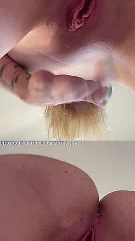 Lascivious Golden-haired Jerks Off Her Constricted Vagina