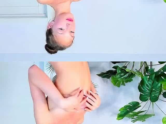 AMATEUR BRUNETTE TEEN NATURAL TIT CAUGHT MASTURBATINg CHEAT