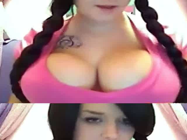 Big Natural Tits Brunette on Webcam for You