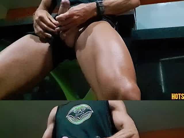 Hawt stud masturbating his large wang in a public bar - Risky but so valuable