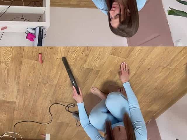 Feeding My Hungry Vacuum Cleaner - Thick Cock-like Sausages and Deep Suction