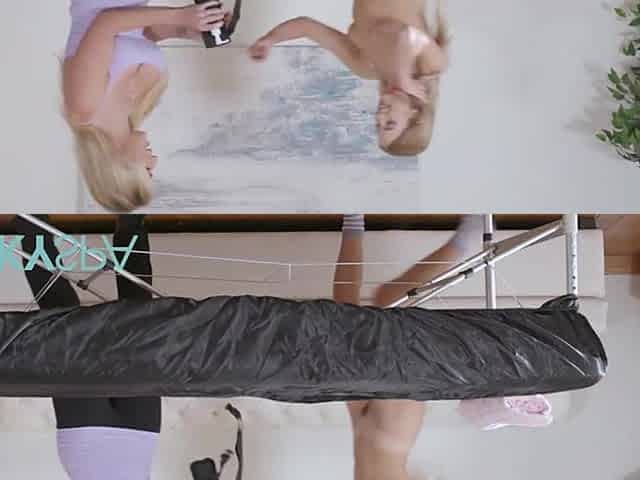 KINKY SPA - Smokin' Hawt Khloe Kapri Gets An Erotic Welcome Massage From Her Boss Kayla Paige
