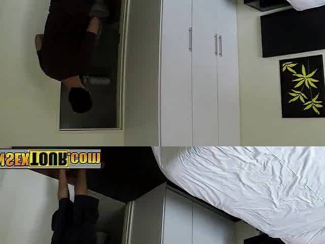 Large butt Angolan maid enjoys unfathomable mouth and ebony hotty enjoyed sloppy oral job