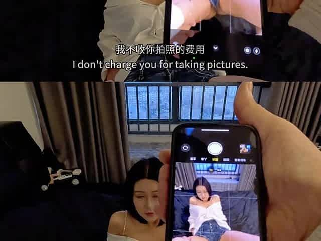 The Graphic Model's Sexy Blowjob Technique Allows the Photographer to Enjoy It to the Utmost