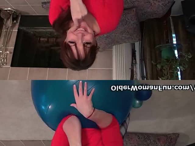 American soccer mommy Jewels works out
