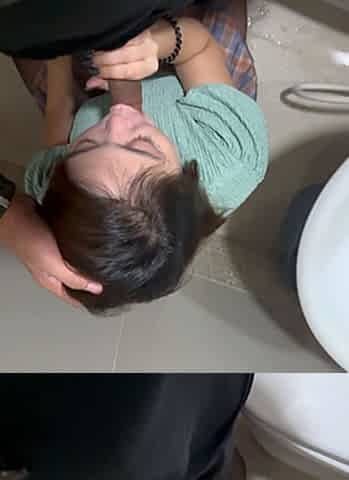 Pinay MILF Risky Public CR Cum in Mouth