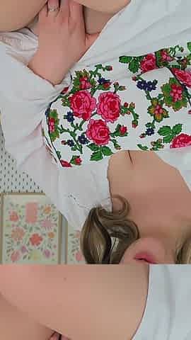 Elegant Chubby Wife Masturbates in the Morning for Her Lover