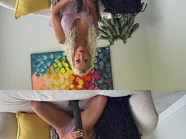 mother I'd like to fuck Tatiana Giant Penis JOI