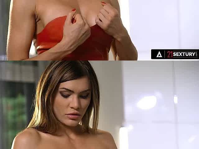 twenty one SEXTURY - Nasty Kitana Lure Gets A Consummate double penetration With 2 Large Knobs