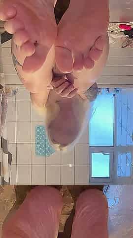 mother i'd like to fuck feet worship during unfathomable thrusting sessions