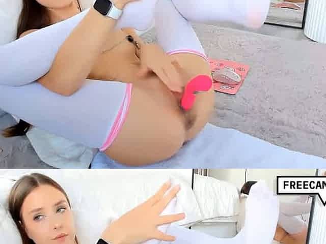 Curvy Babe Sticks A Toy Deep Inside Her Pussy