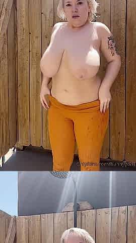 BnB Livecam Caught Curvy E-Floozy SHOWERING OUTSIDE!