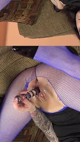 Busty Babe Elli X Raven Does Her Juicy Pussy