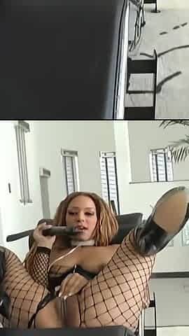 Cock Craving Beauty Takes Charge