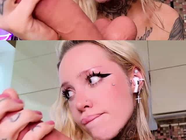Blonde Babe Solo Masturbation