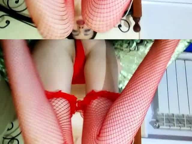 Skinny nextdoor Natasja toys with legs spread