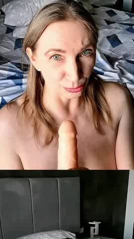 Granny Invited You Into the Bedroom and Took off Her Bikini.