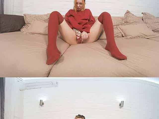 Ka Lee Is an Amazingly Hot Russian Babe That Has a Lovely Sexy Pussy