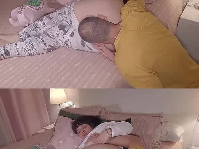 Stepmom, I wanna bang u on all fours whilst I grab that large butt of yours.