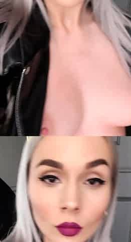 amateur blonde solo webcam